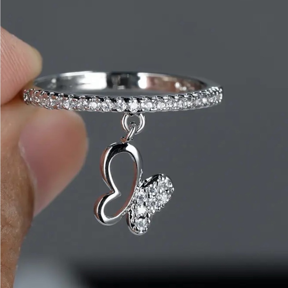 14k Silver Butterfly Charm Ring size 8.5 - Picture 2 of 2